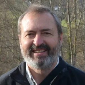 Retrato de Alfonso Balmori Martínez, autor de Humanos antena