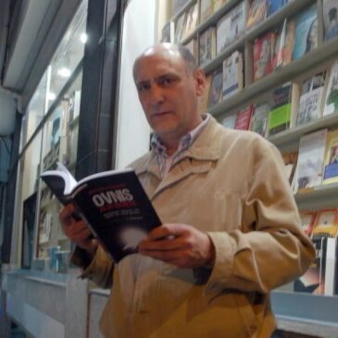 Retrato de Marcelino Requejo Alonso, investigador español de fenómenos OVNI y apariciones marianas