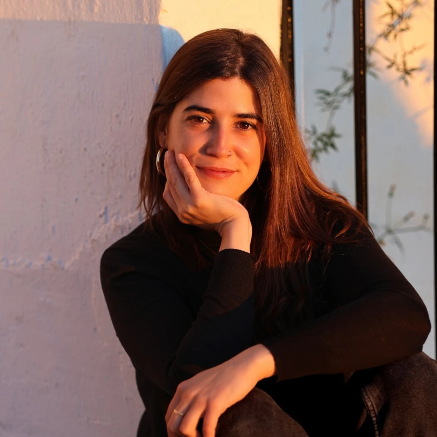 Retrato de la escritora May R. Ayamonte