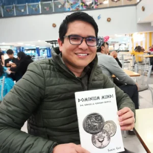 Retrato de Samuel Cruz, autor de El Mundo Detrás de las Cortinas